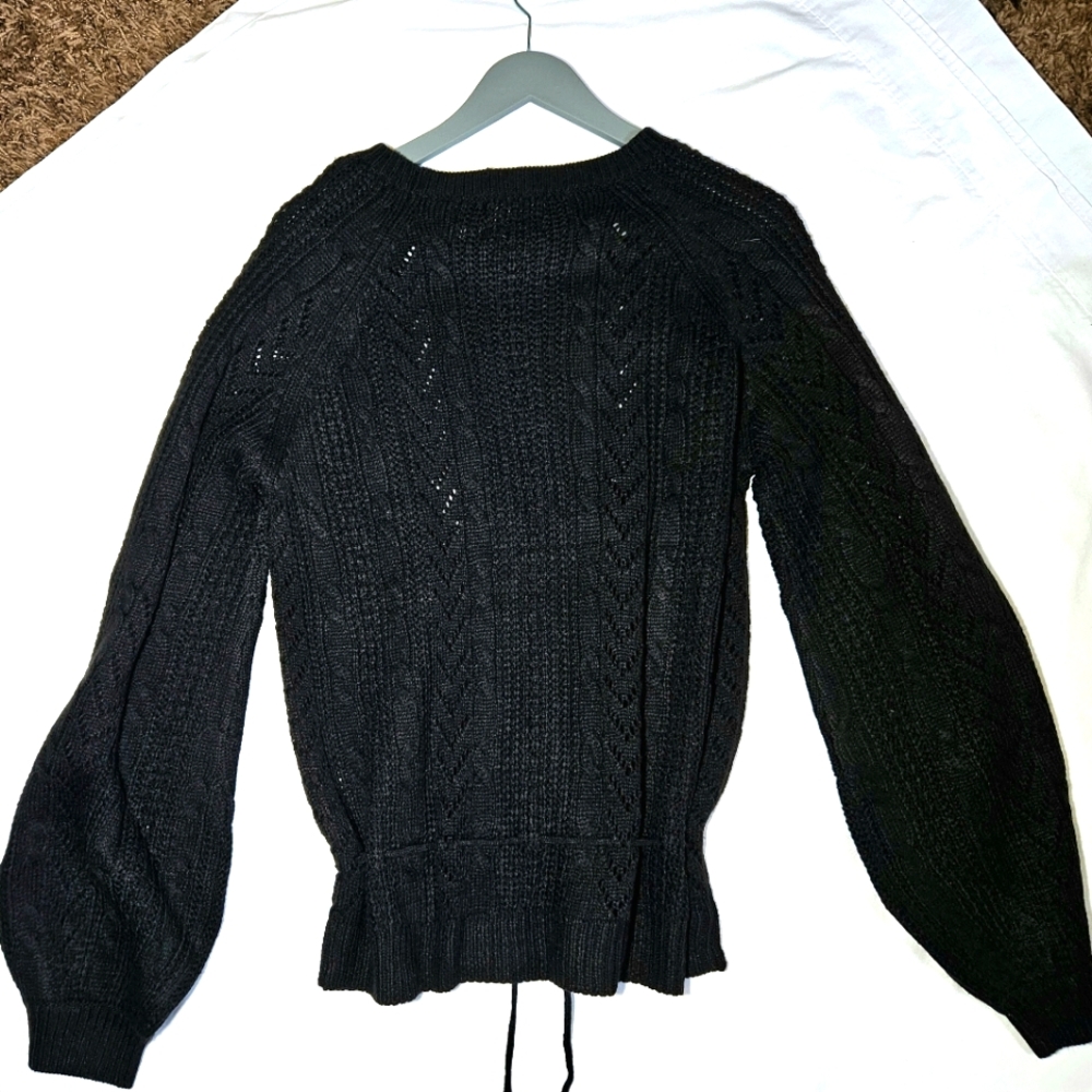 Threadbare Sweater - Picture 5 of 7
